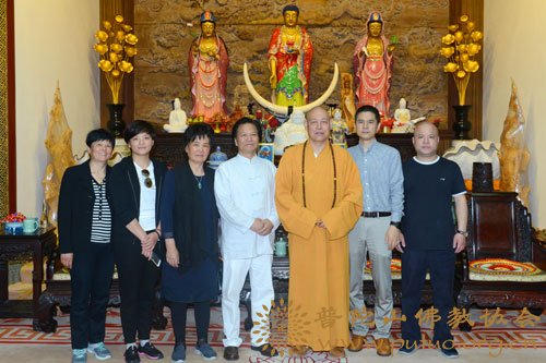 普陀山佛教协会聘请陆光正先生为“观音法界”顾问
