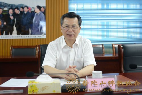 普陀山-浙江省委统战部部长王永康调研普陀山观音法界建设工作