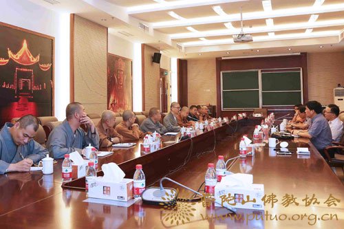 佛教-舟山市委常委、市委统战部部长忻海平赴中国佛学院普陀山学院教师节慰问