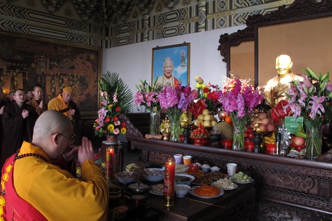 佛教-重兴普陀妙善慈祖老和尚示寂纪念日全山各寺院举行法会活动