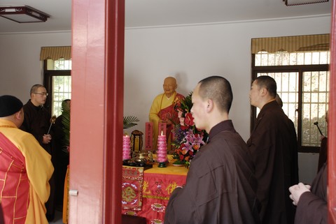 佛教-重兴普陀妙善慈祖老和尚示寂纪念日全山各寺院举行法会活动