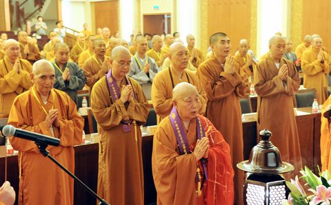 佛教-全国汉传佛教规范传戒研讨班在中国佛学院普陀山学院隆重召开