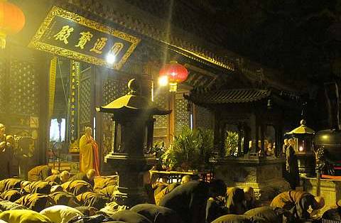 文化-普济禅寺隆重举行农历八月十五“礼拜月光菩萨”祈福法会