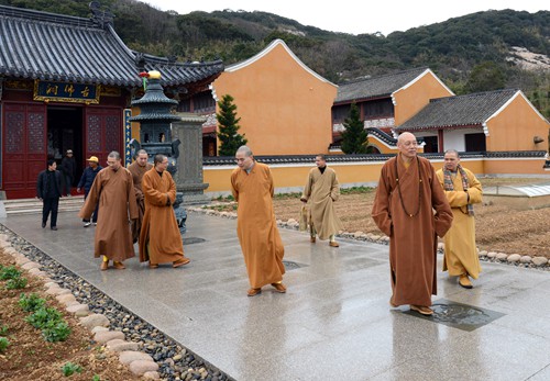 佛教-道慈会长赴法雨禅寺等寺院走访慰问