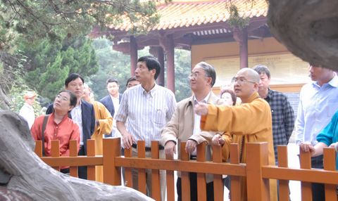全国人大常委会-全国人大常委会副委员长桑国卫一行来山视察