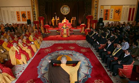 灵隐寺-本会会长道慈大和尚一行赴杭州参加灵隐寺光泉大和尚升座法会