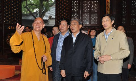 原全国人大常委会副委员长热地一行来山视察
