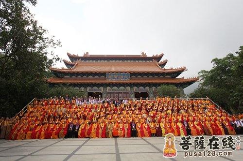 佛教-道慈大和尚应邀赴香港出席宝莲禅寺万佛宝殿落成开光庆典法会
