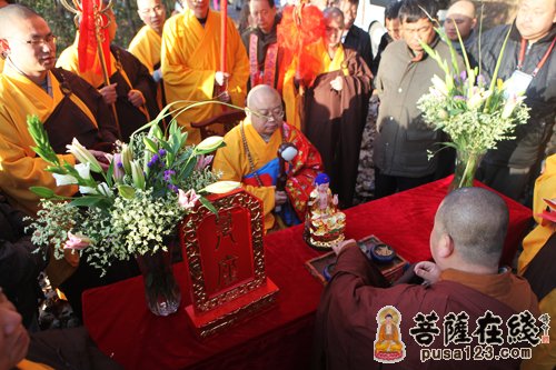 五祖寺-道慈会长赴黄梅应邀出席五祖寺方丈正慈大和尚升座法会