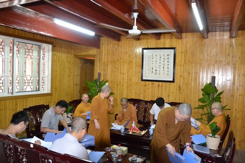 全山第二阶段“创建和谐寺院”工作指导小组对15座寺院展开自查指导活动