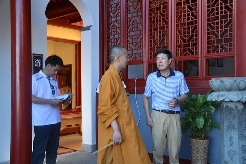 台风-本会副会长沈小杨居士一行赴法雨禅寺等寺院指导防御“双台风”工