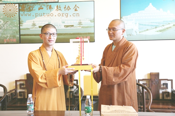 中国佛学院-中国佛学院普陀山佛学院2015届预科班“天府之国”毕业参学之旅圆满结束