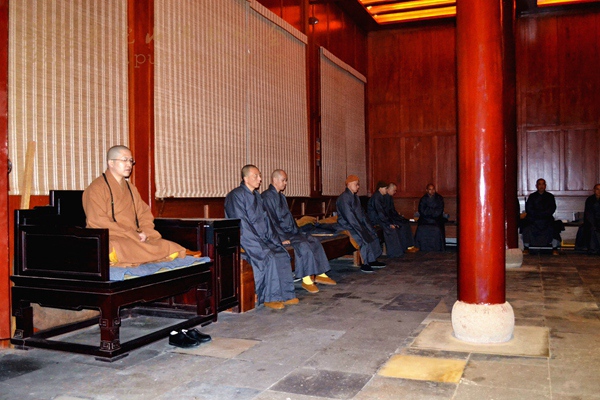 佛教-普陀山法雨禅寺举行2015年首届冬季禅七法会