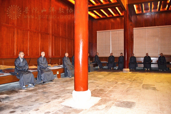 佛教-普陀山法雨禅寺举行2015年首届冬季禅七法会