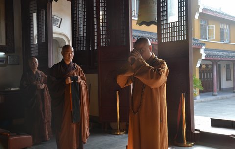 观音-佛协领导赴大乘禅院、南海观音、福泉禅林为新请执事送位