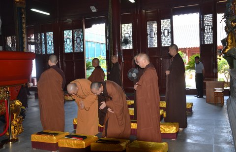 观音-佛协领导赴大乘禅院、南海观音、福泉禅林为新请执事送位