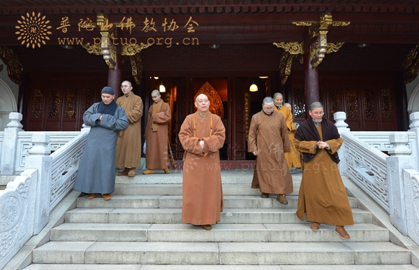 佛教-会长道慈大和尚一行赴全山各寺院走访慰问