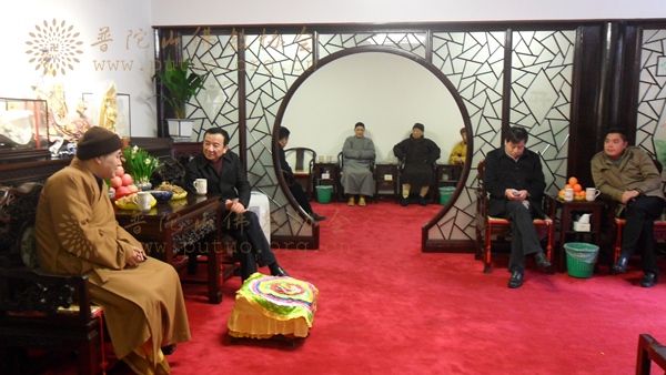 蒋志伟-管委会蒋志伟主任一行到杨枝禅林进行新春慰问