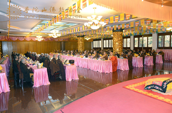 佛教-普陀山佛教协会全山执事第二十九期共修观音七法会圆满结束