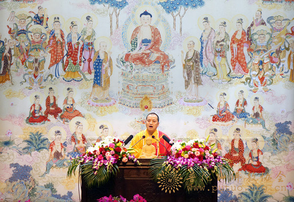 普陀山-重庆市佛协道坚法师作《普陀山中兴祖师别庵禅师与聚云法派》讲座