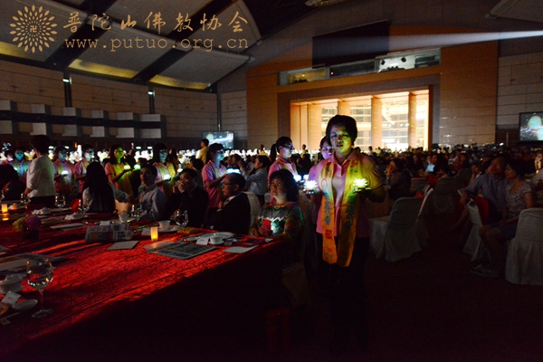 观音-本会会长道慈大和尚一行赴香港出席南海观音庇护祈福千人斋宴