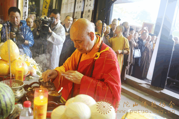 佛教-广修长老封龛仪式暨追思荼毗法会在天童禅寺隆重举行
