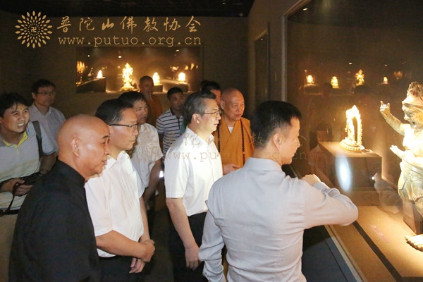 佛教-浙江统战部部长王永康参观《汉风藏韵——中国古代金铜佛像艺术展