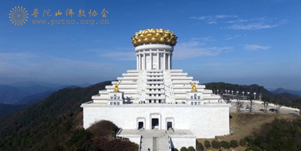 会稽山-会长道慈大和尚赴绍兴参加会稽山龙华寺弥勒佛像开光法会