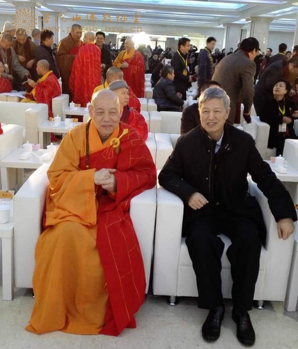会稽山-会长道慈大和尚赴绍兴参加会稽山龙华寺弥勒佛像开光法会
