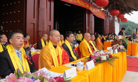 佛像-本会会长道慈大和尚一行应邀出席大慈禅寺落成暨佛像开光庆典法会