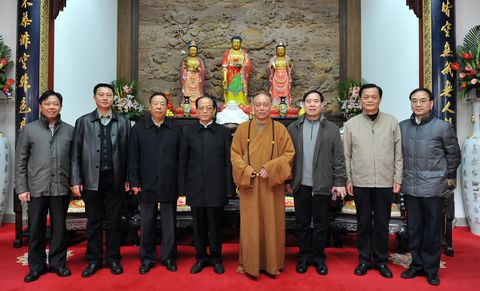 张文-原总后勤部政委张文台上将一行莅临普陀山视察