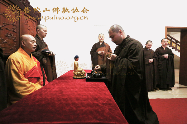 佛教-济群法师应邀于普陀山宝陀讲寺作题为《菩提心的修行》佛学专题讲
