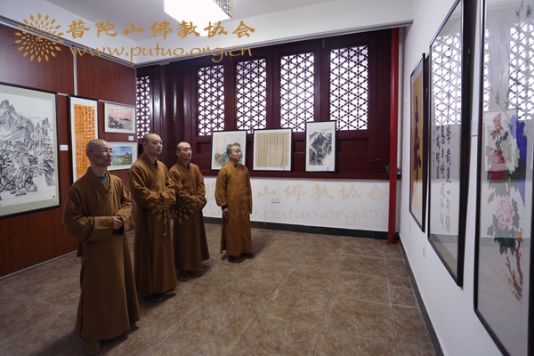 佛教-普陀山佛教协会僧众书画展在普陀山宝陀讲寺举行