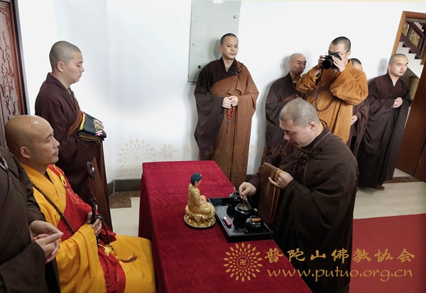 佛教-达照法师应邀于宝陀讲寺作《华严要义》佛学专题讲座