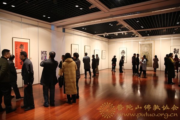 佛教-会长道慈大和尚出席“相照三人联展”中国佛教书画作品展