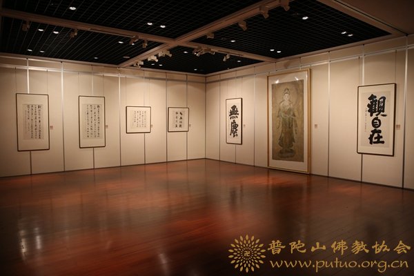 佛教-会长道慈大和尚出席“相照三人联展”中国佛教书画作品展