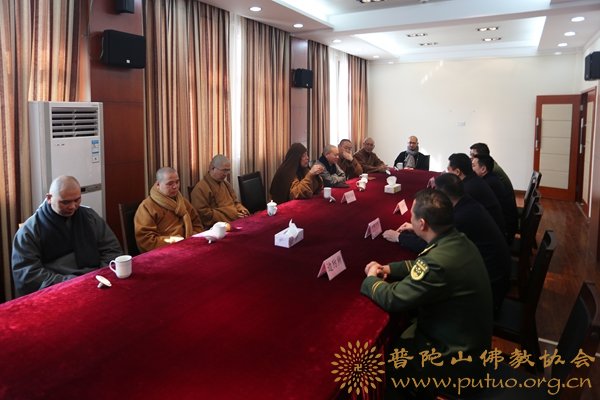 佛教-会长道慈大和尚一行赴管委会、驻山部队、公安等单位慰问
