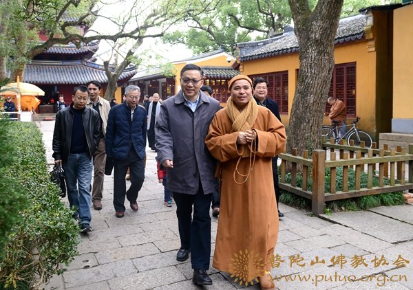 佛教-市委常委、宣传部部长、统战部部长忻海平一行来我会新春慰问