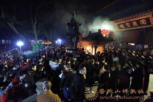 观音-普济禅寺丁酉年二月十九观音香会期进香活动安全有序
