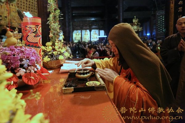 观音-普济禅寺丁酉年二月十九观音香会期进香活动安全有序