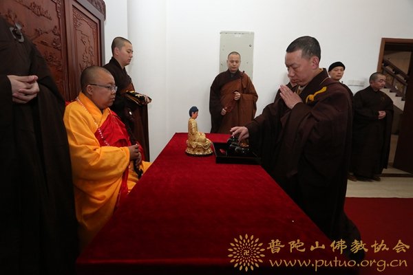 佛教-圆慈法师应邀于宝陀讲寺作《成功人士与伏心至要》佛学专题讲座