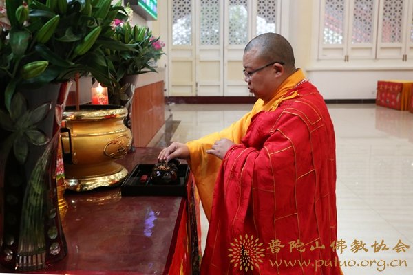 佛教-圆慈法师应邀于宝陀讲寺作《成功人士与伏心至要》佛学专题讲座