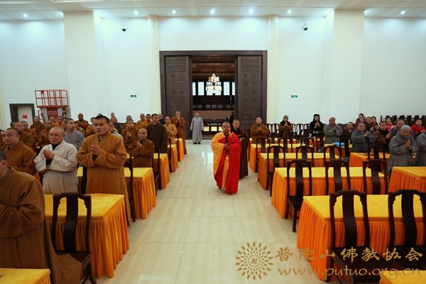 佛教-圆慈法师应邀于宝陀讲寺作《成功人士与伏心至要》佛学专题讲座