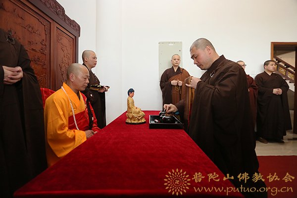 佛教-戒修法师应邀于宝陀讲寺作《简明修行力用》佛学专题讲座
