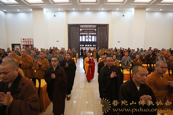 佛教-戒修法师应邀于宝陀讲寺作《简明修行力用》佛学专题讲座