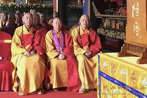 佛教-会长道慈大和尚出席嘉兴精严讲寺峙宇法师荣膺方丈升座法会