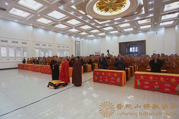 佛教-静波法师应邀于宝陀讲寺作《依教奉行，讲好佛教的故事》专题讲座