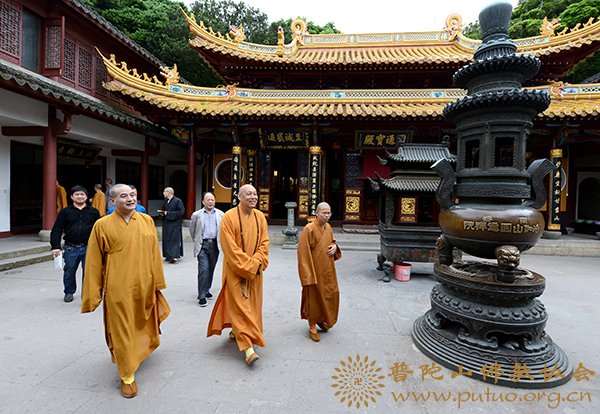 佛教-会长道慈大和尚一行视察洛迦山寺院建设工作