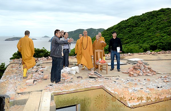 佛教-会长道慈大和尚一行视察洛迦山寺院建设工作