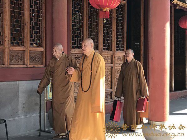 佛教-会长道慈大和尚一行赴定海祖印禅寺看望化通长老
